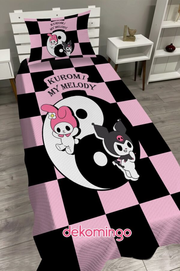 KARELİ KUROMİ VE MY MELODY BEBEK VE ÇOCUK BAZA PİKE ( TEK KİŞİLİK )