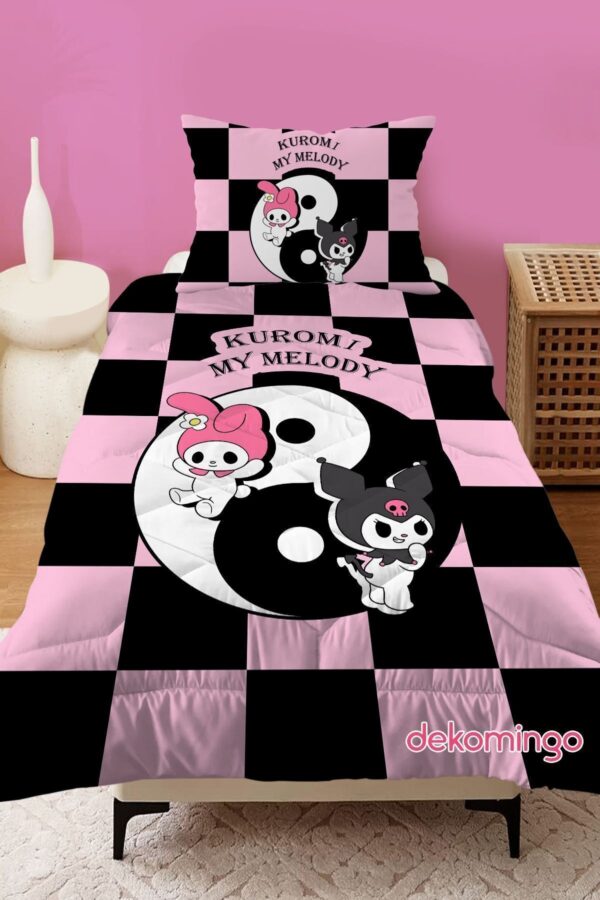 Kareli Kuromi Ve My Melody Desenli Bebek Ve Çocuk Odası Kapitone Yorgan