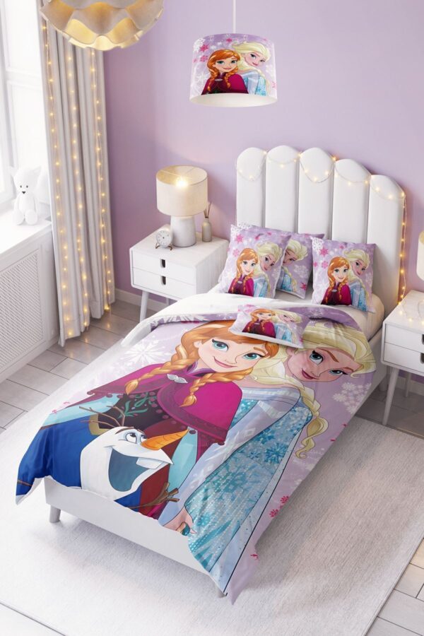 Lila Elsa Ve Anna Kartanesi Desenli Bebek Ve Çocuk Odası Nevresim Takımı ( Çarşafsız )